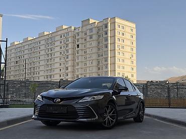 тутойт дымит: Toyota Camry: 2021 г., 2.5 л, Вариатор, Гибрид, Седан — 2