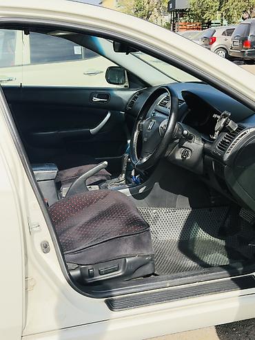 подержанный автомобиль: Honda Accord: 2004 г., 2 л, Автомат, Бензин, Седан — 10