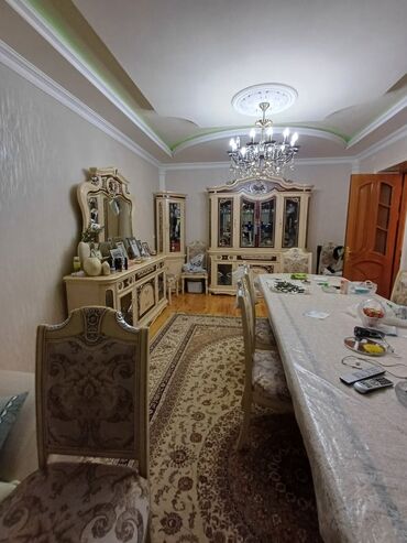 Həyət evləri və villaların satışı: 8 otaq, 360 kv. m — 10