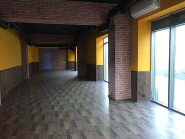 Digər kommersiya daşınmaz əmlakı: Nərimanov rayonu nərimanov metrosuna yaxın 1 mərtəbəli,sahəsi 120 kv/m — 5