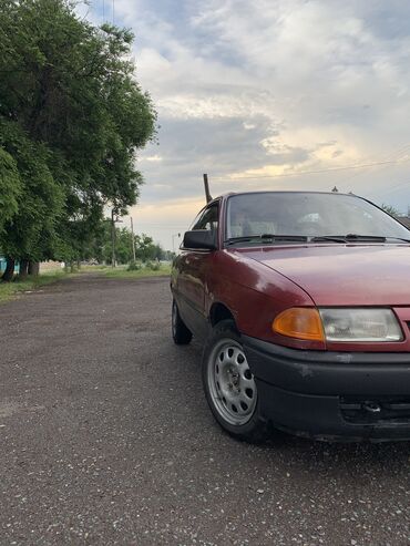 бусик на продажу: Opel Astra: 1992 г., 1.4 л, Механика, Бензин, Хэтчбэк