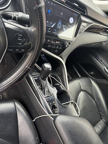 Toyota: Toyota Camry: 2018 г., 2.5 л, Вариатор, Гибрид, Седан — 8