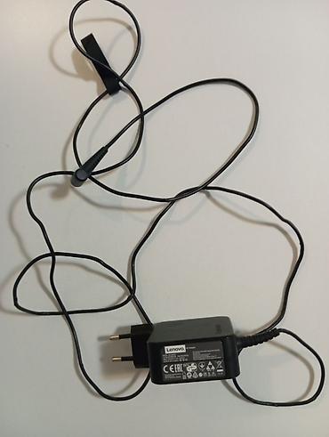 Lenovo: Lenovo idea pad. extra stanje. Koriscen u poslovne svrhe. Prvi — 10