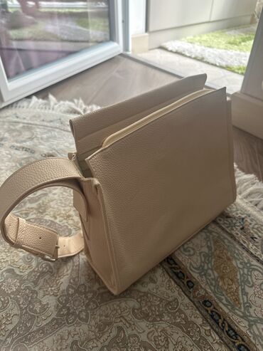 женская сумка гермес: Новая сумка, ни разу не носили, продам за 500 сом