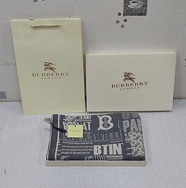 ponço: Burberry şərf/ponço, qadınlar üçün - Material: 65% kaşmir, 35% ipək — 8