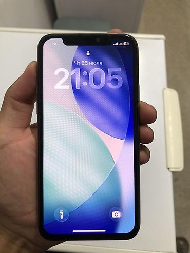 IPhone 11 Pro, золотистый Задний стекло сломано на работу не как не