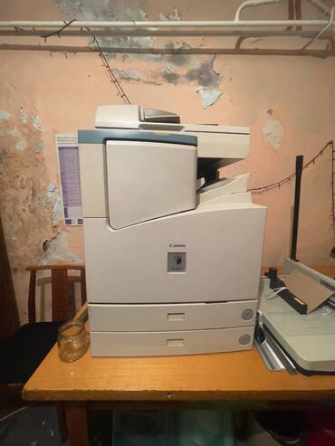 Принтеры: Продаю многофункциональное устройство Canon iR2200. Требует не