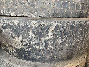 нарезка шины: Грузовые бескамерные шины (tubeless), регрувируемые (regroovable). На — 2
