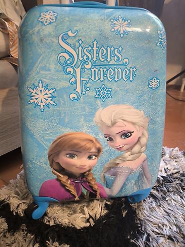camadan valiz: Uşaq çamadanı – “Frozen” mövzulu (Elsa və Anna), “Sisters Forever” — 3