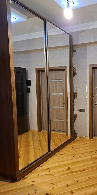 onluk: İkiqat güzgülü sürgülü qapılı şkaf - Material: ağac teksturalı — 1