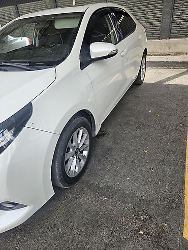 Toyota: Toyota Corolla: 2017 г., 1.2 л, Автомат, Бензин, Седан — 3