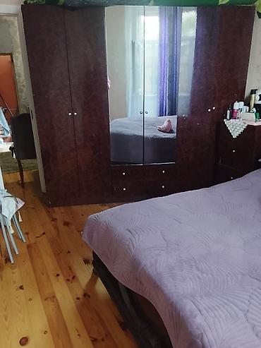 dolab sifarisi: Yataq otağı mebel dəsti satılır. Dəstə şəkildə görünən əsas hissələr — 2