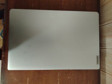 Lenovo: Lenovo IdeaPad 1i noutbuku (15,6") Xüsusiyyətlər: - 15,6" ekran — 6