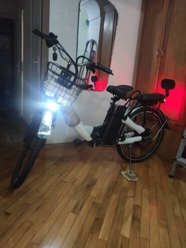 velesobet: Yeni Elektrik velosipedi 26", sürətlərin sayı: 32, 250 Vt, Ünvandan götürmə