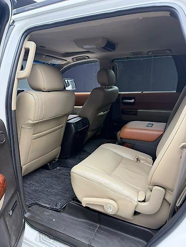 тоета секвойя: Toyota Sequoia: 2010 г., 5.7 л, Автомат, Бензин, Внедорожник — 1