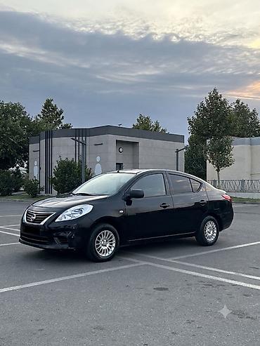 nissan note 2013: Nissan Sunny: 1.5 l | 2012 il Sedan — 3