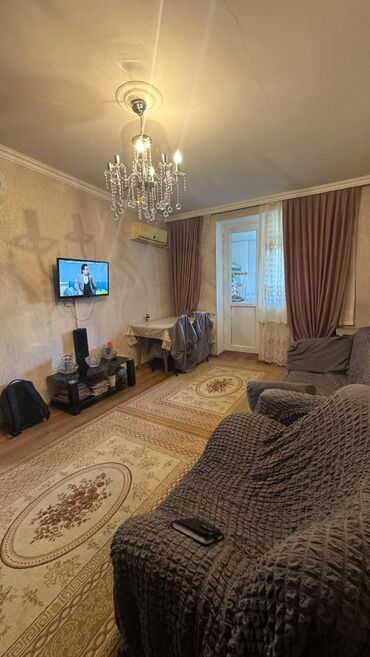 Köhnə tikili: Bakı, 2 otaqlı, Köhnə tikili, m. İnşaatçılar, 40 kv. m — 3