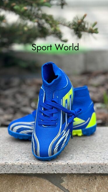 обувь новые: Сороконожки для футбола Помимо форм у нас есть в продаже : -