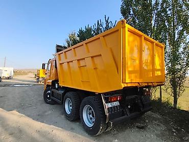 Самосвал КАМАЗ 6x4 (трехосный), оранжевый Основные характеристики: -