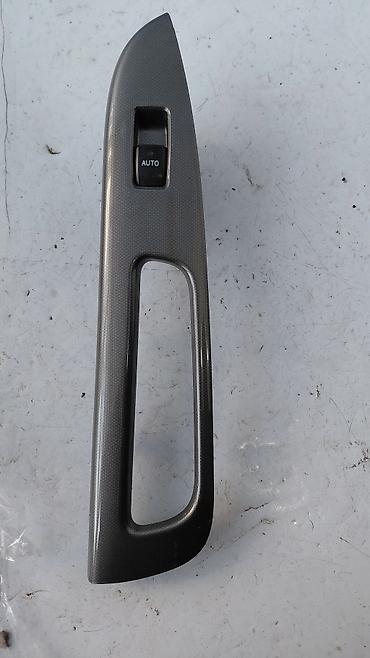 e 302: Сenter console Toyota 2003 г., Б/у, Оригинал, Япония — 1
