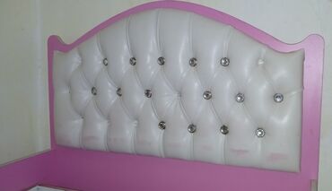 суу матор: Бир кишилик керебет, Колдонулган, Матрасы бар, узуну - 190 см