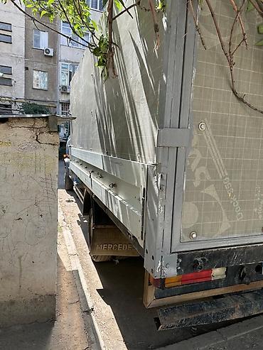 зерколо спринтер: Грузовой фургон Mercedes‑Benz 611D - Тип: малотоннажный — 9