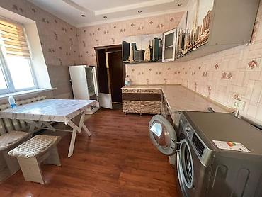 Долгосрочная аренда домов: 200 м², 6 комнат — 2