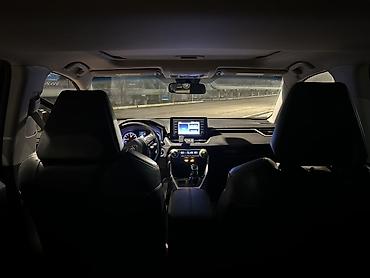 Toyota: Toyota RAV4: 2018 г., 2.5 л, Автомат, Бензин, Кроссовер — 8