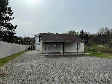 Magacini i radionice: U našoj ponudi su dva nova objekta na 15 ari placa - kancelarijski — 4