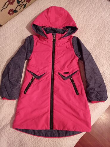 детская куртка деми: Куртка для девочки 6-7 лет.
Лёгкая.Деми.
В хорошем состоянии