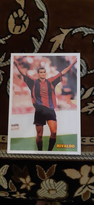 Kolleksiya kartları: Barselona azarkeşləri üçün kolleksiya — 16