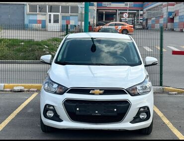 Chevrolet Spark: 2018 г., 1 л, Автомат, Бензин, Хэтчбэк