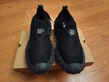 Мужская обувь: Qara rəngli slip-on idman ayaqqabısı - Üst hissə: nəfəsalan toxunma — 1