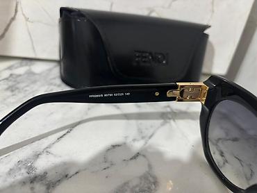 солнечной: Солнечные очки Fendi + фирменный футляр - Модель: женские/унисекс — 6