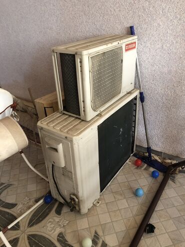 Kondisionerlər: Kondisioner Gree, İşlənmiş, 70-80 kv. m, Xarici blok