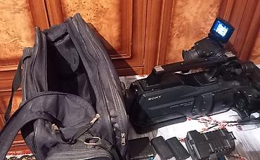 Sony peşəkar çiyin tipli videokamera 1000 lalafo.az -da Sony peşəkar çiyin tipli videokamera 1000