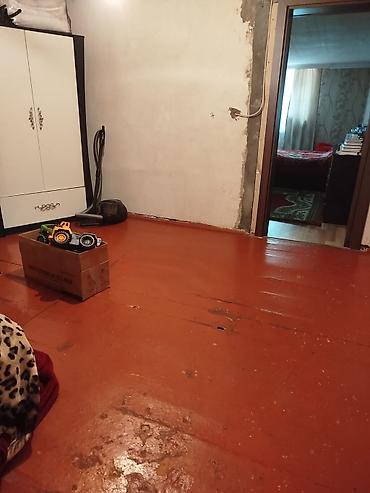 Həyət evləri və villaların satışı: 5 otaqlı, 81 kv. m, Kredit yoxdur, Orta təmir — 4
