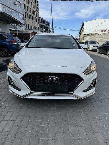 Hyundai Sonata: 2019 г., 2 л, Автомат, Газ, Седан