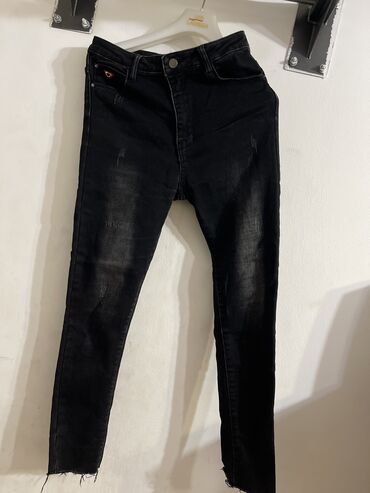 черный джинсы: Жынсылар жана шымдар, түсү - Кара, Колдонулган