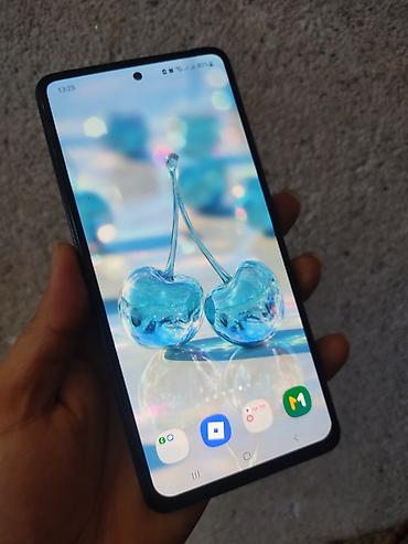 note 14: Samsung Galaxy A52 (черный) - Экран 6.5", Super AMOLED, 2400×1080 — 5