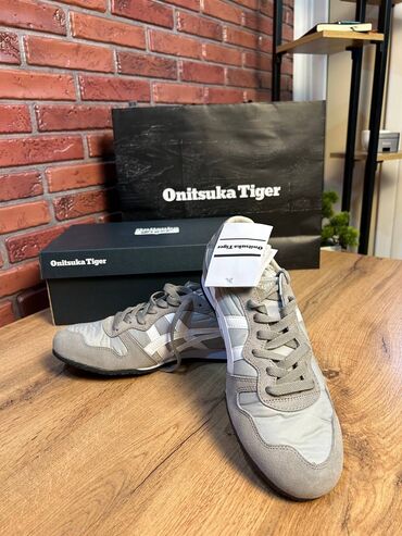 жордан обувь: Кроссовки Onitsuka Tiger, кожа и плащевка, оригинал из Японии, цвет