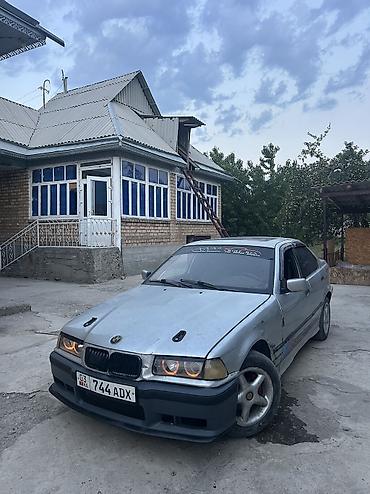 гур е39: BMW 3 series: 1991 г., 1.6 л, Кол менен иштөөчү, Бензин, Седан — 4