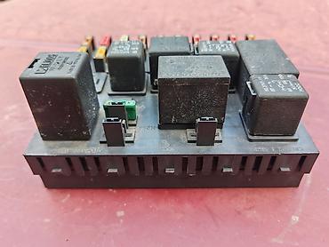 Auto delovi: Tabla osiguraca Lada 110-111-112 br.2. Polovno, ocuvano. Skinuto sa — 9