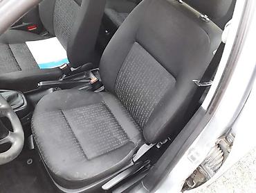Automobili: GOLF 4 1.4 SEDISTA ZA VOLKSWAGEN GOLF 4 | Golf 4 1.4 16v delovi — 1