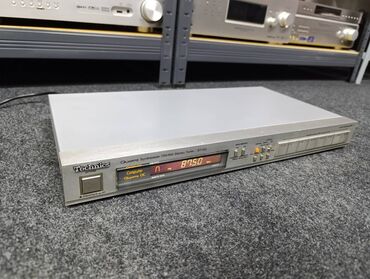 Pojačala i prijemnici: Technics ST-G3 ispravan tjuner Display: digital Frequency Range FM — 3