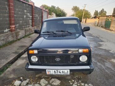 машына приора: ВАЗ (ЛАДА) 4x4 Niva: 2014 г., 1.6 л, Механика, Бензин, Жол тандабас