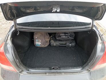 Hyundai: Hyundai Elantra: 2001 г., 2 л, Автомат, Бензин, Седан — 9