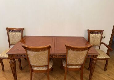 Masa və oturacaq dəstləri: Qonaq otağı üçün, İşlənmiş, Açılan, Kvadrat masa, 8 stul