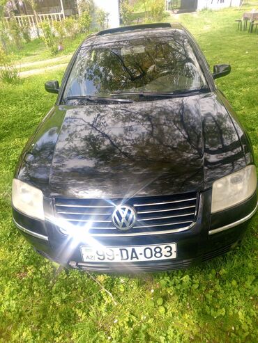 Volkswagen: Volkswagen Passat: 1.8 l | 2001 il Sedan — 2