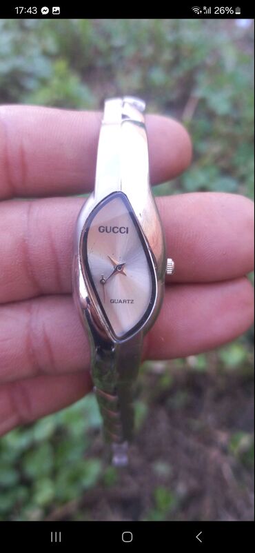 majice sa čipkom: Gucci zenki sat